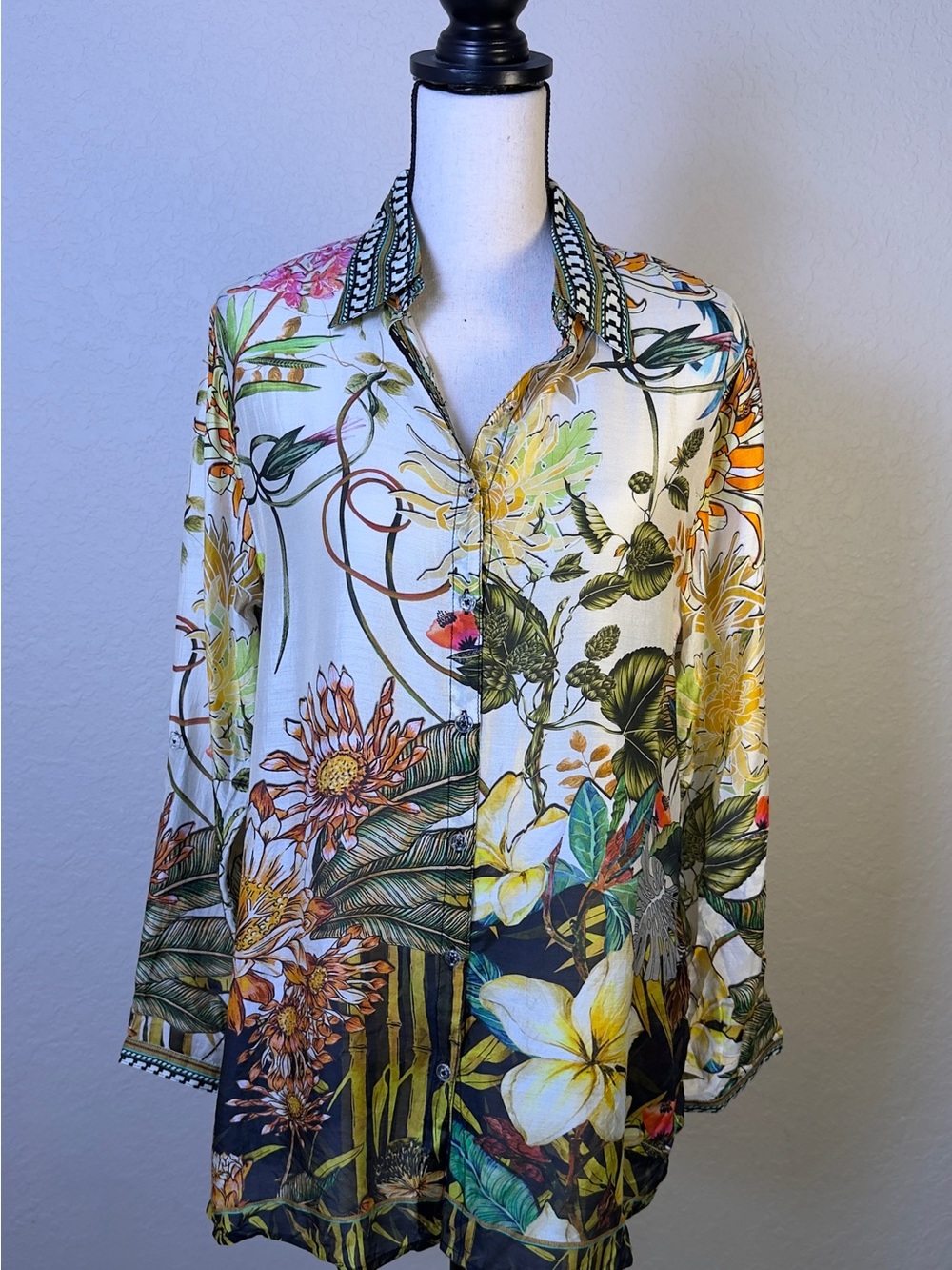 Cienna Australia NWT Floral Button-Front Women's long sleeve tunic size S